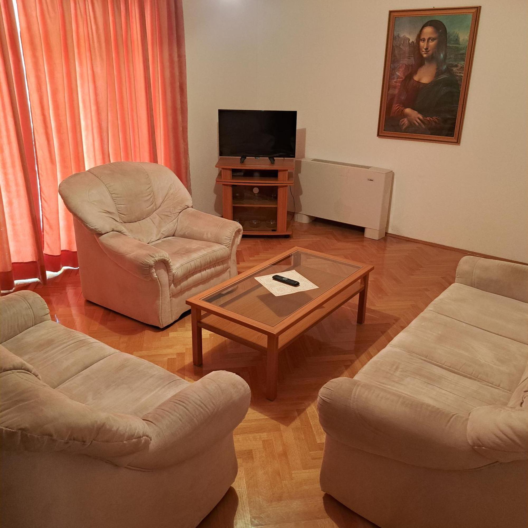 Apartment With Splendid Sea View Трогир Номер фото